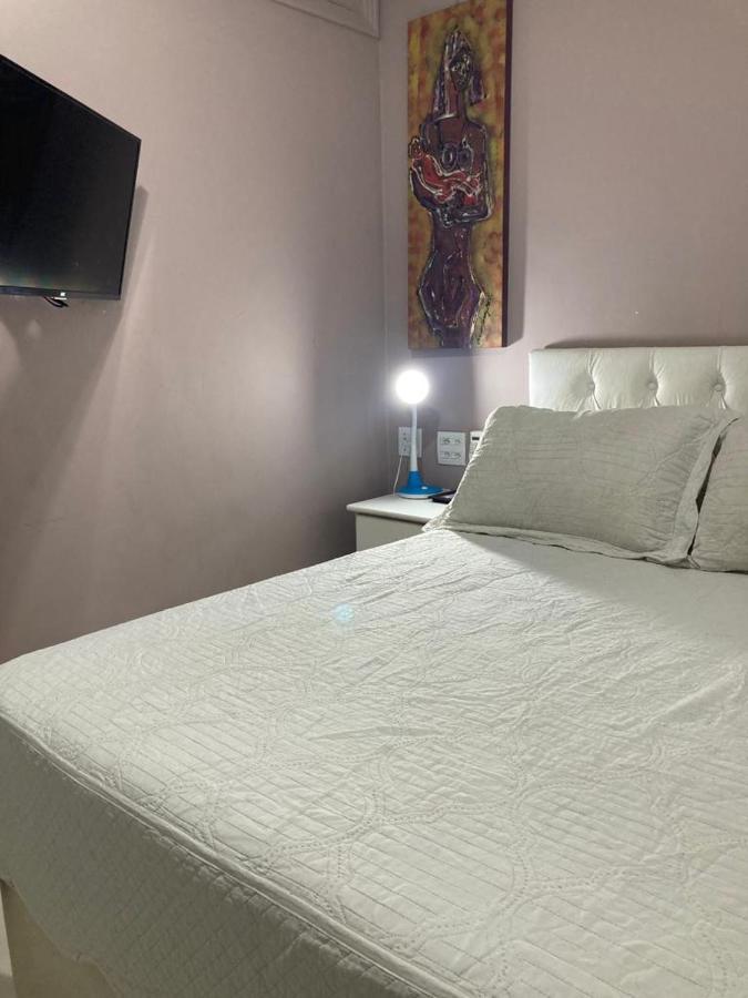 Em Copacabana Apartamento Mobiliado No Posto 6 ริโอเดจาเนโร ภายนอก รูปภาพ