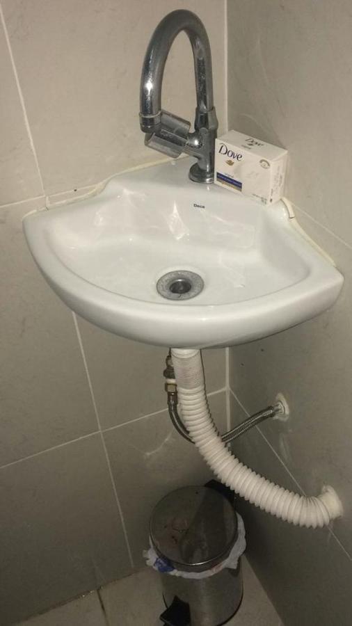 Em Copacabana Apartamento Mobiliado No Posto 6 ริโอเดจาเนโร ภายนอก รูปภาพ